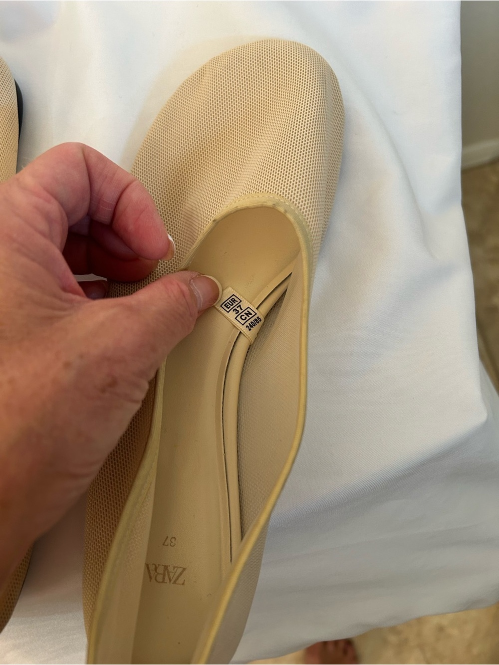 Zara Beige Slip-On Ballet Flats - Picture 10 of 13